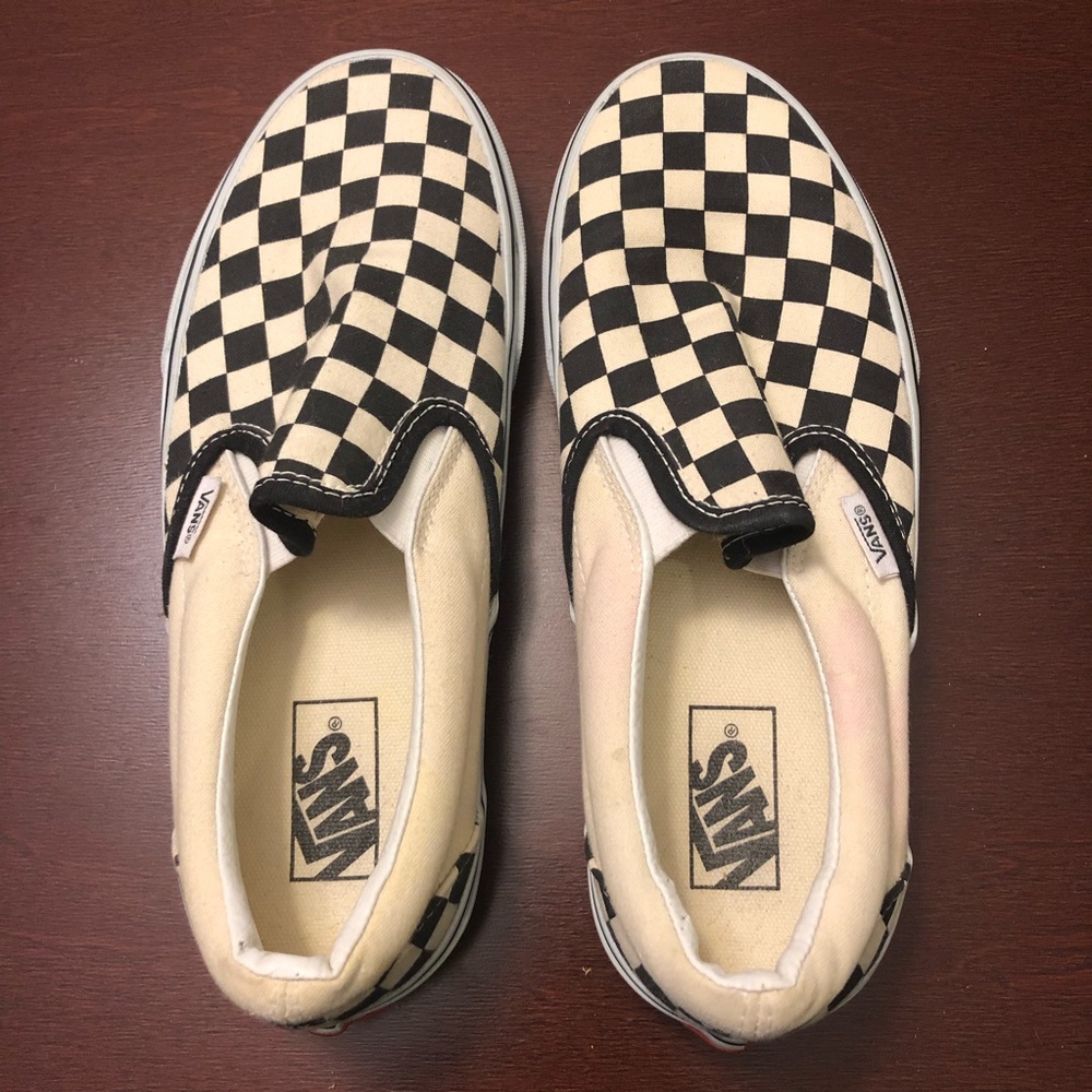 Vans checkerboard slip on men’s 7/ women’s 8.5